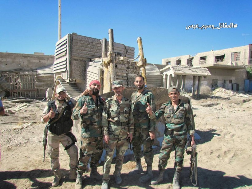 Binh sĩ quân đội Syria trong khu vực 3 quận ngoại ô Damascus