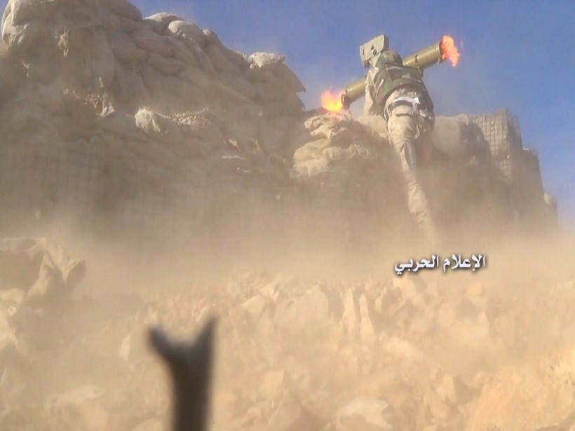 Lực lượng Hezbollah và quân đội Syria tấn công phiến quân trên vùng núi Qalamoun, Syria