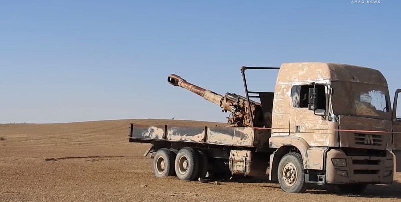 Pháo binh hạng nặng của IS tấn công Deir Ezzor