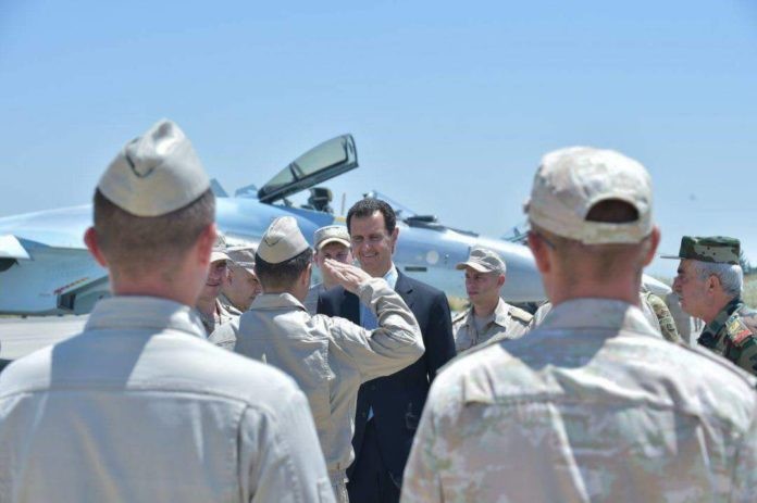 Tổng thống  Bashar Al-Assad có chuyến thăm chính thức đầu tiên tới Căn cứ Không quân Nga Hmaymim