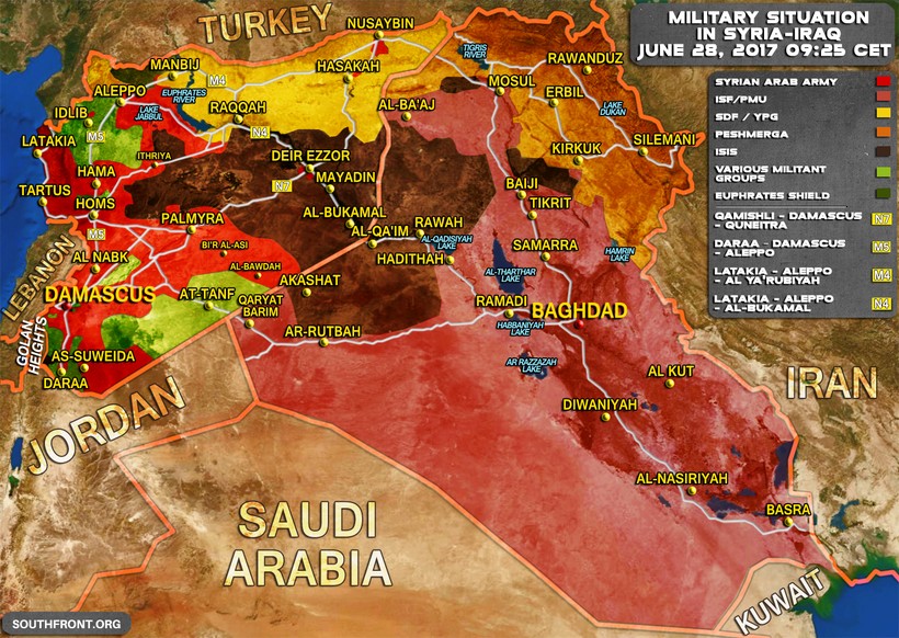 Bản đồ tình hình phân bổ lực lượng các bên tham giai chiến tranh, vùng màu đỏ là khu vực giải phóng ở Syria - Iraq