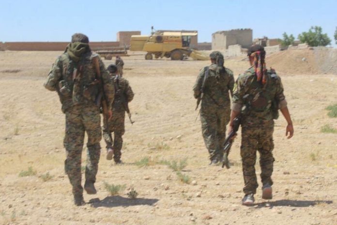 Binh sĩ Lực lượng Dân chủ Syria (SDF) trên chiến trường