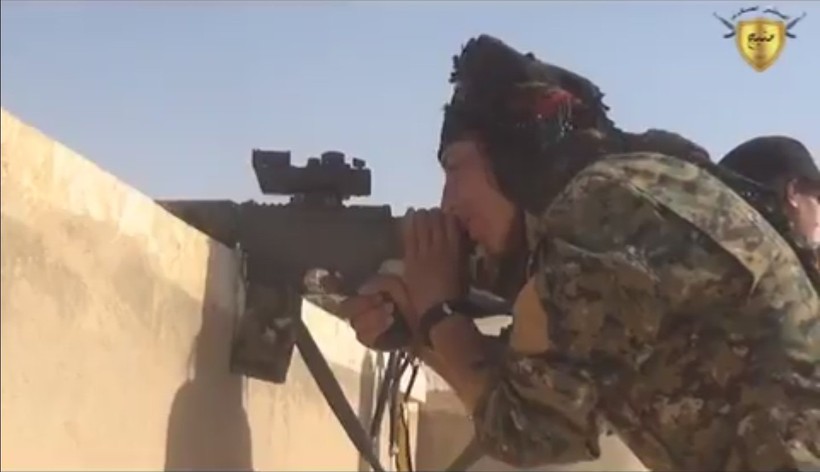 Lực lượng dân quân người Kurd tấn công IS, đánh chiếm làng Ratlah ngoại ô thành phố Raqqa 