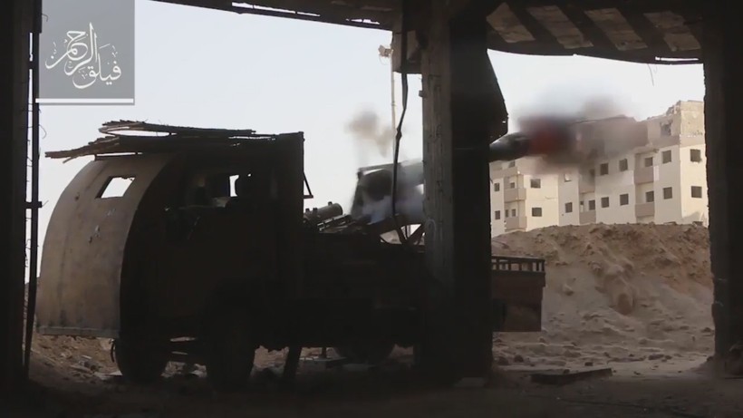 Nhóm Faylaq al-Rahman sử dụng pháo hạng nặng tấn công quân đội Syria