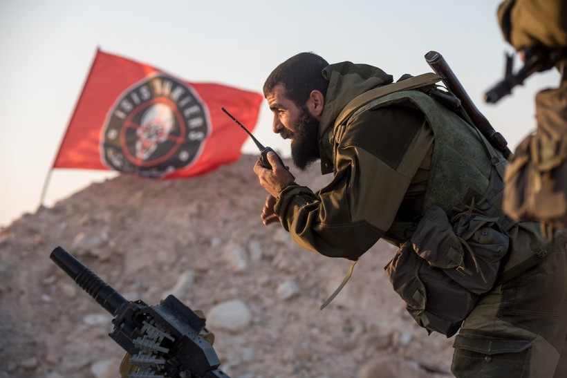 Lực lượng binh sĩ Săn IS trên chiến trường Palmyta - Homs
