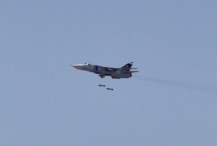 Máy bay không quân Syria không kích - ảnh minh họa Masdar News