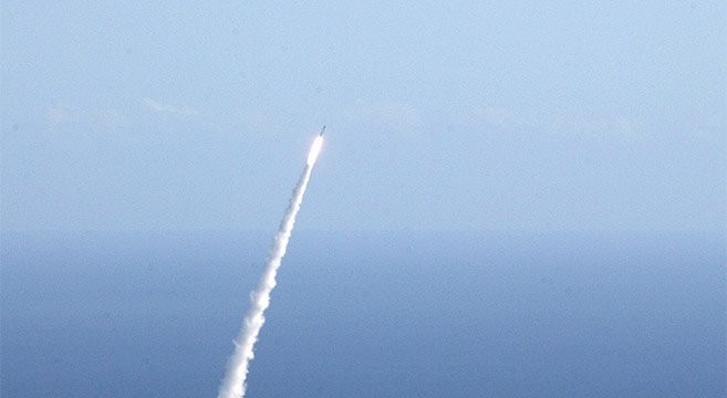 Bắc Triều Tiên tiếp tục phóng thử nghiệm tên lửa đạn đạo tầm trung trên không phận Nhật Bản - ảnh minh họa Yonhapnews