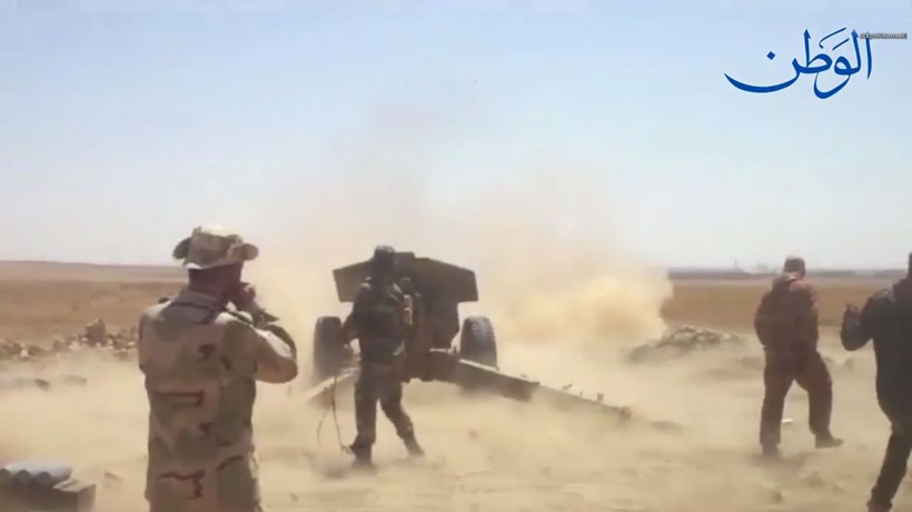 Quân đội Syria tiến công thành phố Al-Mayadeen - ảnh video South Front