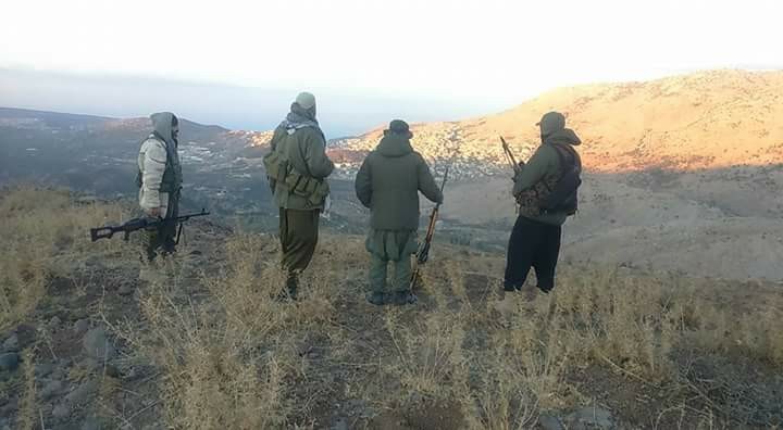 Binh sĩ quân đội Syria trong khu vực vòng vây HTS Beit Jenn gần cao nguyên Golan