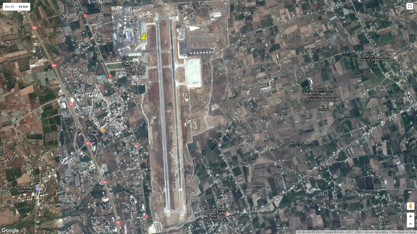 Căn cứ quân sự Khmeimim thuộc tỉnh Latakia, Syria nhìn từ trên không, ảnh chụp ngày 26.09.2017 theo Masdar News