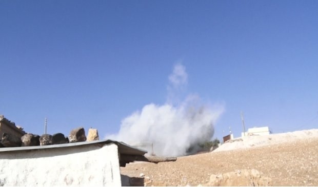 Lực lượng dân quân người Kurds sử dụng tên lửa chống tăng tấn công xe thiết giáp Thổ Nhĩ Kỳ - ảnh South Front