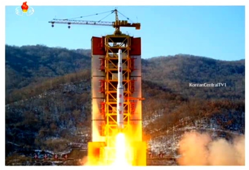 Bắc Triều Tiên phóng tên lửa mang vệ tinh lên quỹ đạo ngày 09.02.2017 - ảnh Kfausa