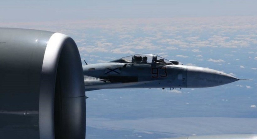 Máy bay Su-27 Nga trong một hoạt động sẵn sàng chiến đấu trên biển Đen - ảnh minh họa Sputnik