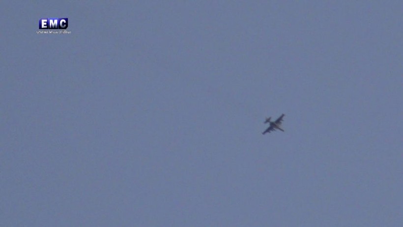 Máy bay Su-25 "Con quả" trên bầu trời không phận tỉnh Idlib - ảnh minh họa video EMC