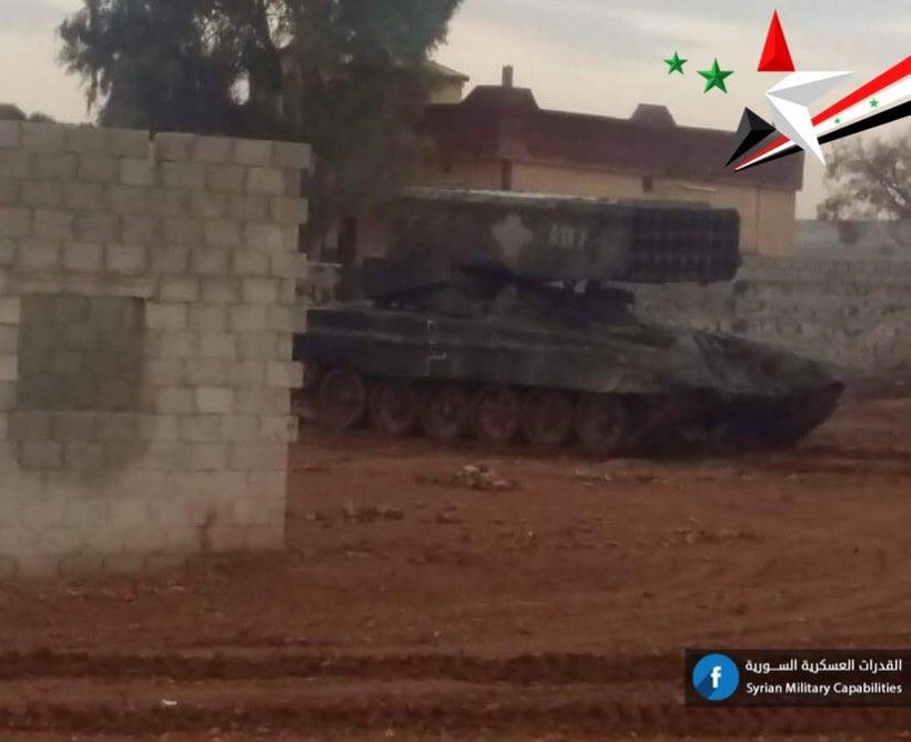 Pháo phản lực nhiệt áp TOS - 1A quân đội Syria ở Đông Ghouta - ảnh Muraselon
