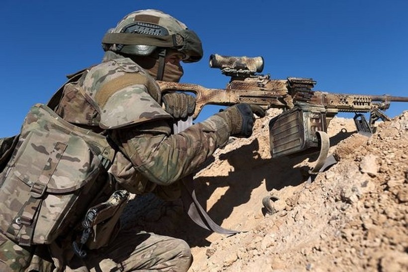 Binh sĩ đặc nhiệm Nga trên chiến trường Palmyra năm 2017 - ảnh minh họa Defense Tech Russia