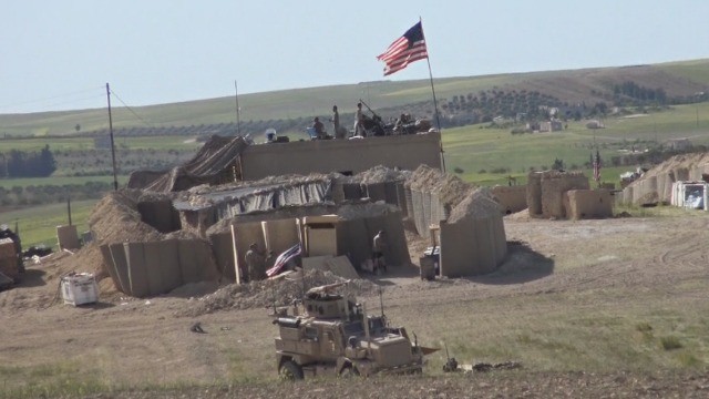 Quân đội Mỹ thiết lập tiền đồn để trấn an người Kurd - ảnh minh họa video