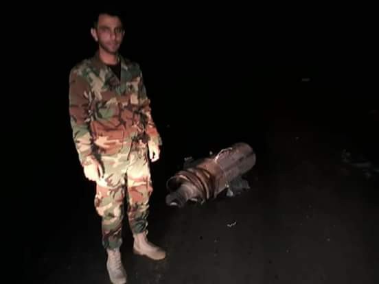 Một tên lửa Tomahawk bị bắn hạ ở Damascus