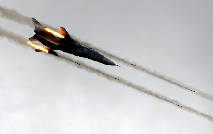 Máy bay chiến đấu Nga không kích trên chiên trường Damascú
