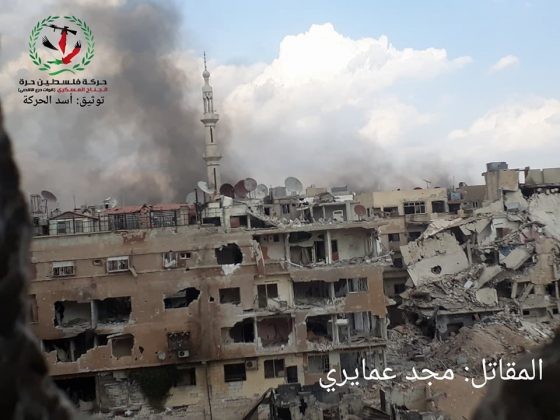 Một khu phố thuộc quận Trại tị nạn Yarmouk vừa giải phóng, ảnh binh sĩ quân tình nguyện Palestine