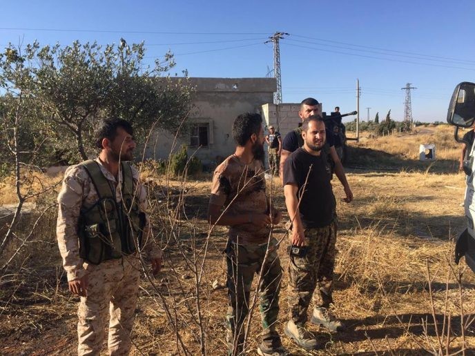 Các đơn vị quân đội Syria chờ đợi cuộc tấn công. Ảnh miinh họa Masdar News