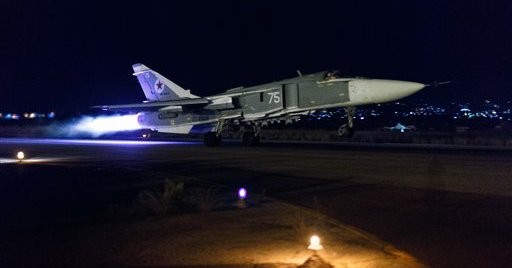 Máy bay Su-24 Nga xuất kích không kích Idlib, Hama. Ảnh minh họa Masdar News