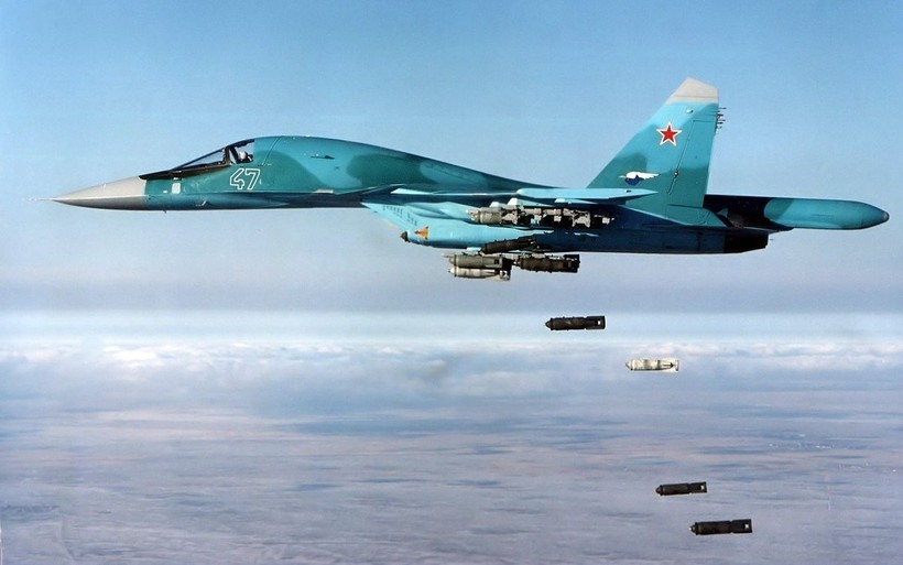 Máy bay ném bom Nga Su-34 không kích. Ảnh minh họa Masdar News