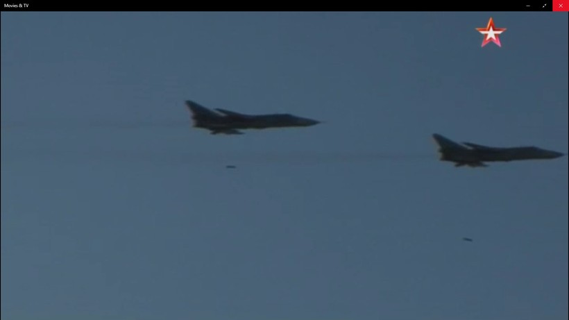 Không quân hải quân Nga dội bom tiêu diệt mục tiêu. Ảnh video TVZvezda