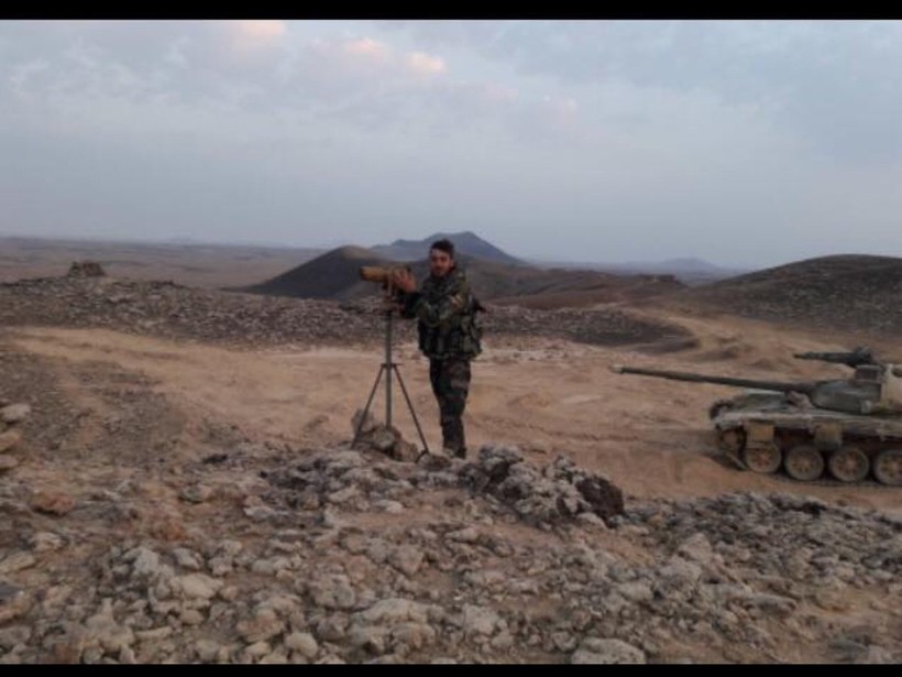 Quân đội Syria trên chiến trường núi lửa Al-Safa, hoang mạc Sweida. Ảnh minh họa Masdar News