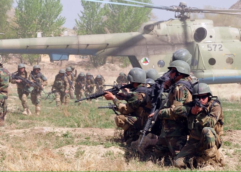 Binh sĩ đặc nhiệm Afghanistan chuẩn bị tiến hành chiến dịch. Ảnh minh họa quân đội Afghanistan. 