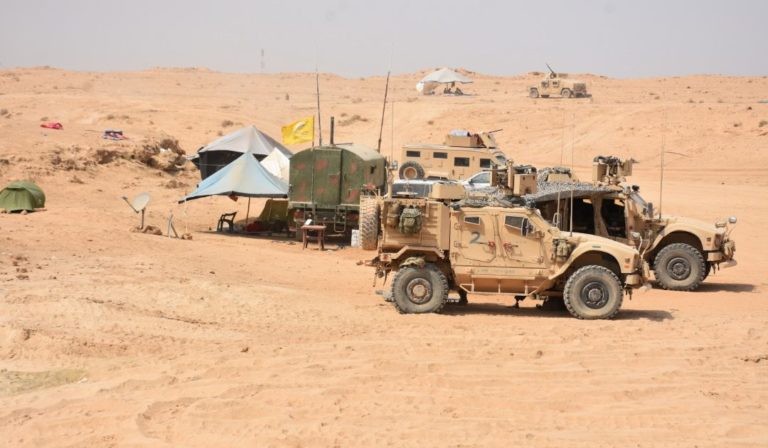 Lực lượng SDF chiến đấu phòng ngự trên chiến trường thung lũng phía đông Euphrates. Ảnh minh họa: South Front.