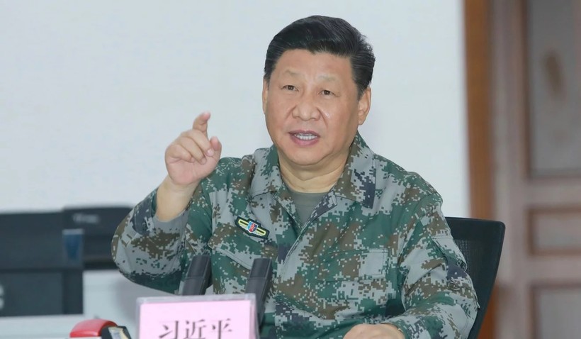 Chủ tịch Trung Quốc Tập Cận Bình trong cuộc nói chuyện với các sĩ quan quân sự có trách nhiệm về Biển Đông. Ảnh: SCMP.