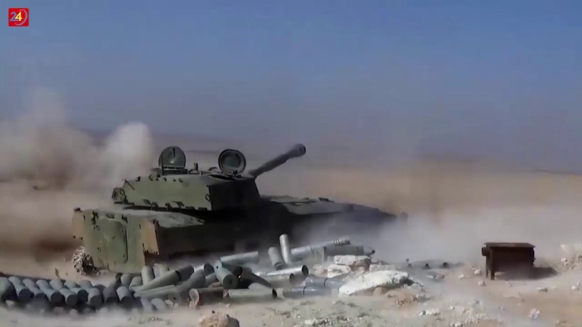 Pháo tự hành quân đội Syria đánh trả lực lượng Hồi giáo cực đoan ở Idlib. Ảnh minh họa South Front