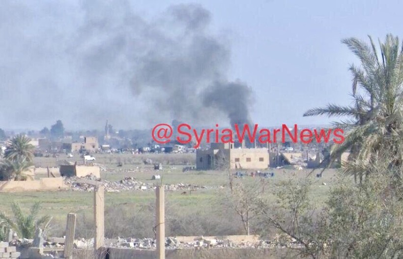 Pháo binh tên lửa, không quân Lực lượng Dân chủ Syria (SDF) và Liên quân Mỹ đánh phá chiến tuyến IS ở Baghouz, Deir Ezzor.