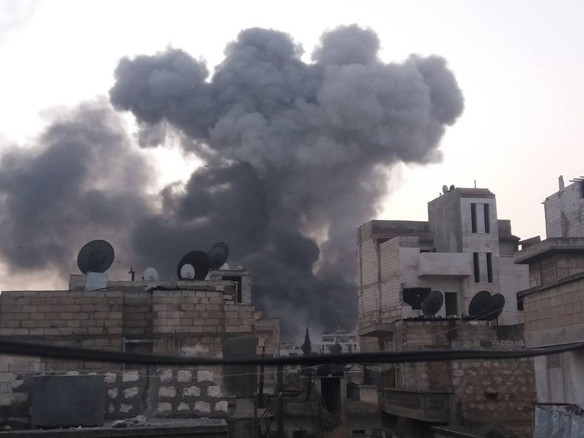 Không quân Syria không kích trúng kho vũ khí của khủng bố ở Idlib. Ảnh minh họa Masdar News