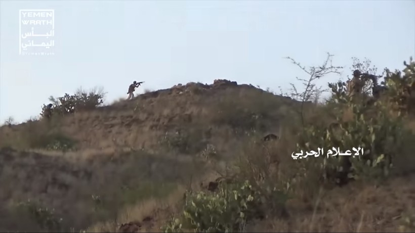Chiến binh Houthi tiến công trên lãnh thổ Ả rập Xê út. Ảnh minh họa video Yemen Wrath.