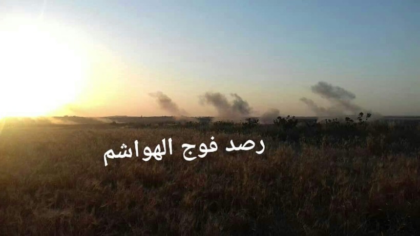 Lực lượng pháo binh sư đoàn Tiger tập kích hỏa lực vào các nhóm Hồi giáo cực đoan ở Hama. Ảnh minh họa Masdar News
