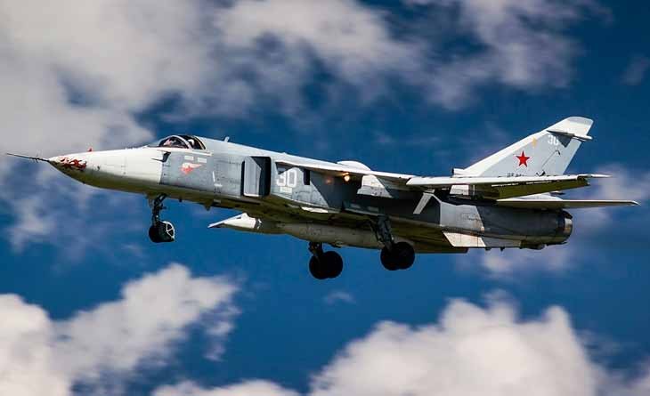 Máy bay ném bom Su-24 mang theo bom cassette diệt tăng thiết giáp ở Syria. Ảnh minh họa Russian Gazeta