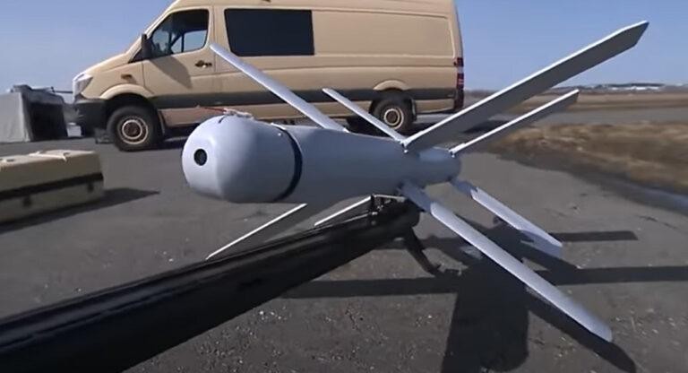 Đạn lượn UAV tự sát Lancet do ZALA Aero Group sản xuất. Ảnh video CGTN