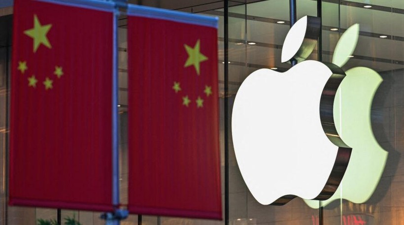 Apple: Kế hoạch sử dụng chip từ Trung Quốc bị tạm dừng. Ảnh của Hector RETAMAL / AFP
