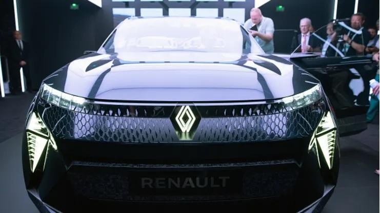 Renault và Google hợp tác phát triển xe ô tô, sử dụng trí tuệ nhân tạo và đám mây. Ảnh CNBC