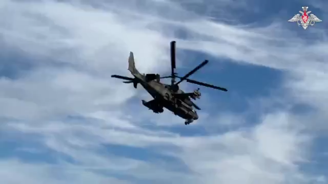 Trực thăng tấn công Ka-52 quân đội Nga xuất kích. Ảnh video Bộ Quốc phòng Nga. 