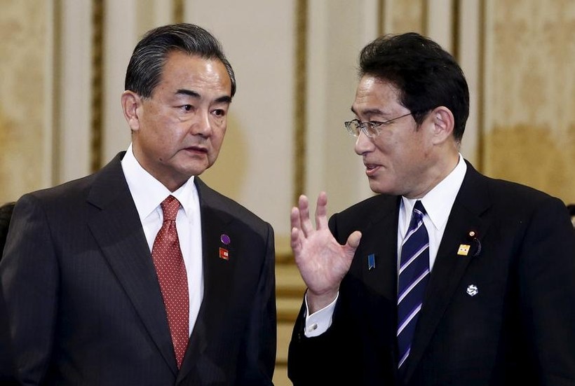 Nhật Bản thúc giục Trung Quốc chấp nhận phán quyết của Tòa trọng tài ở The Hague đưa ra ngày 12/7/2016. Ảnh: Ibtimes.co.uk