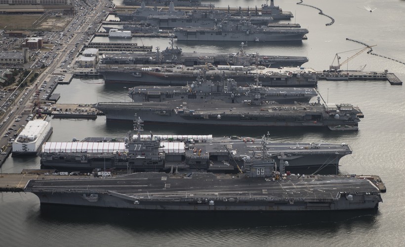 Các tàu sân bay của Hải quân Mỹ.