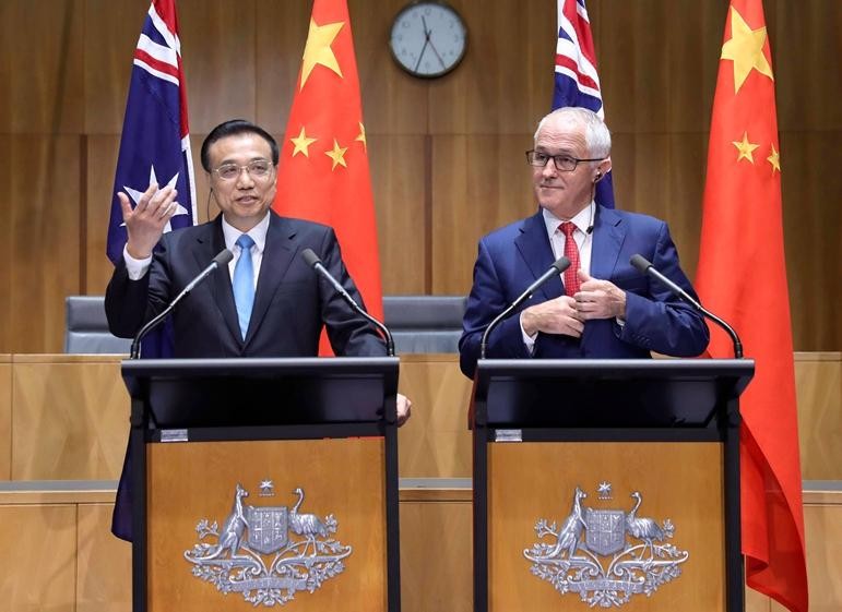 Ngày 24/3/2017, Thủ tướng Trung Quốc Lý Khắc Cường và Thủ tướng Australia Malcolm Turnbull gặp gỡ với báo chí. Ảnh: Wenxuecity