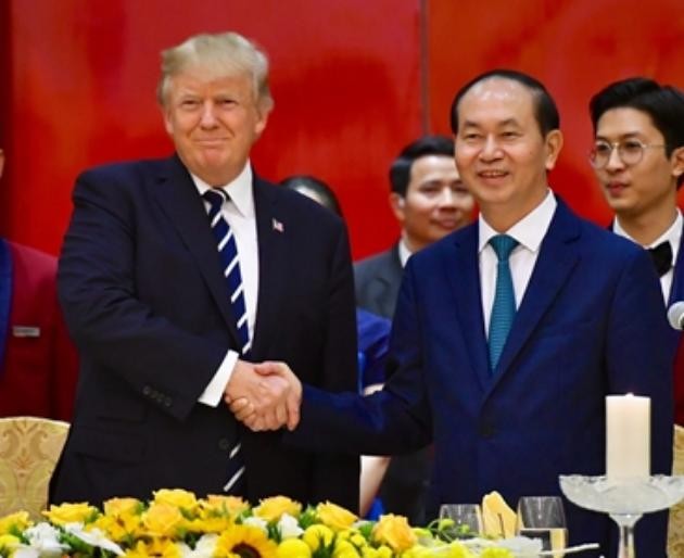 Tổng thống Mỹ Donald Trump và Chủ tịch nước Trần Đại Quang tại tiệc chiêu đãi tối ngày 11/11/2017. 