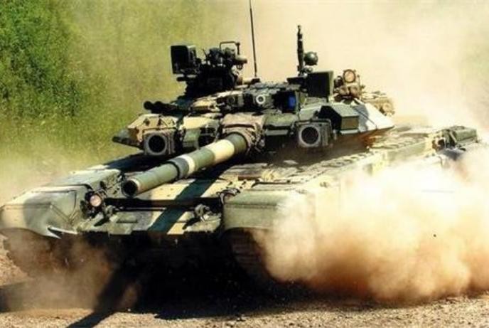 Xe tăng chiến đấu T-90 do Nga chế tạo. Ảnh: Sina.