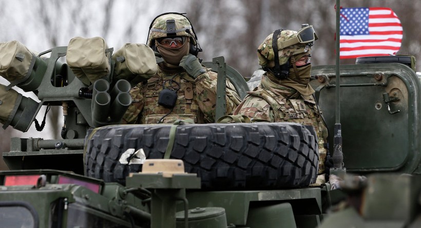 Lính Mỹ và NATO tập trận ở Đông Âu