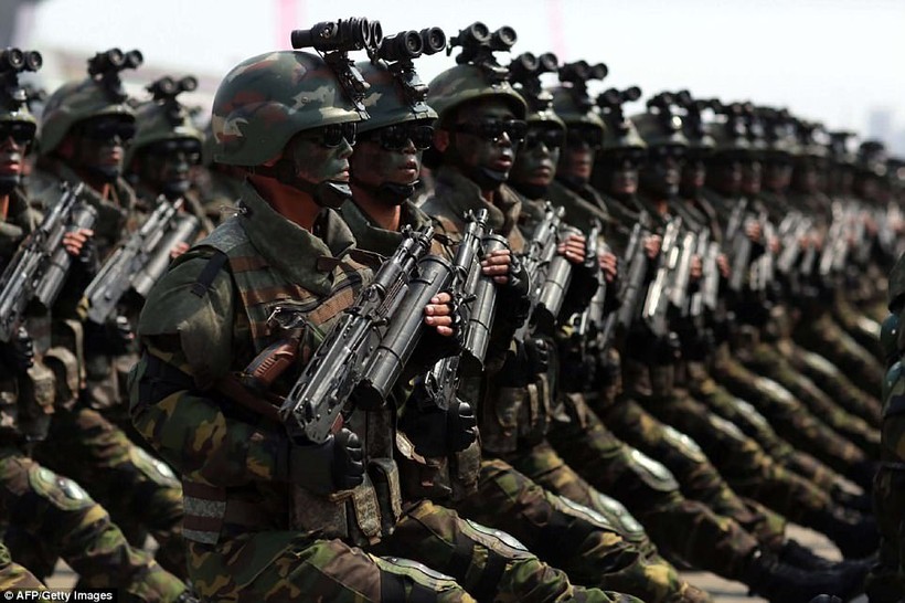 Lính đặc nhiệm Triều Tiên lần đầu xuất hiện trong cuộc duyệt binh lịch sử hôm 15/4 vừa qua