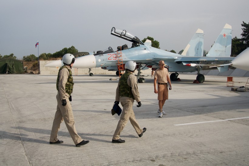 Phi công Nga làm nhiệm vụ tại chiến trường Syria